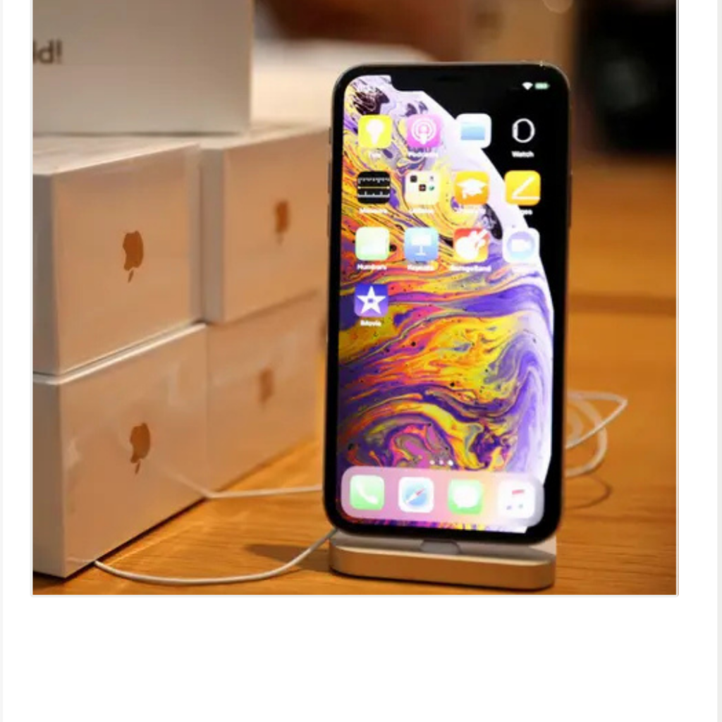 آيفون
